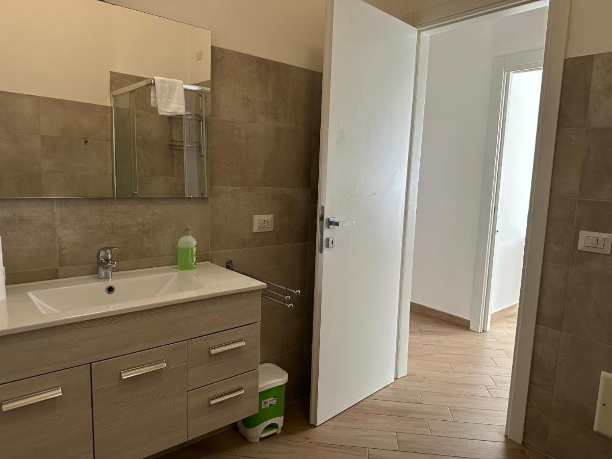 Appartamento via centro Verona Esterno foto